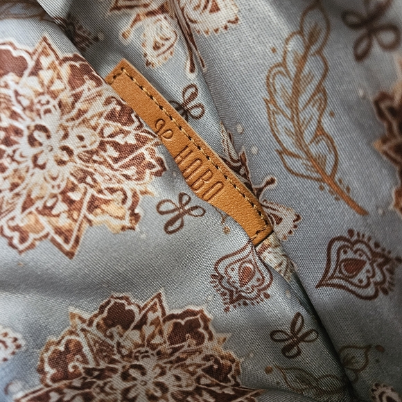 HOBO Cream Leather Wristlet with Chain Strap - Picture 10 of 16